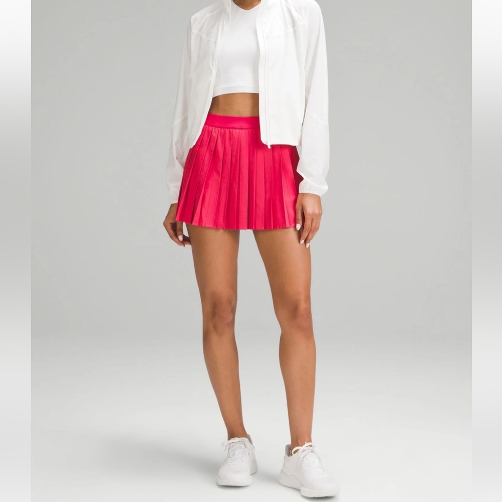 Lululemon High Rise Pleated Tennis Skirt size 6